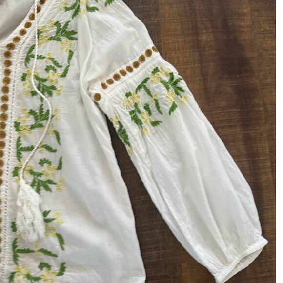 Sundance White Embroidered Sequin Boho Blouse Top Size Medium - Picture 5 of 10